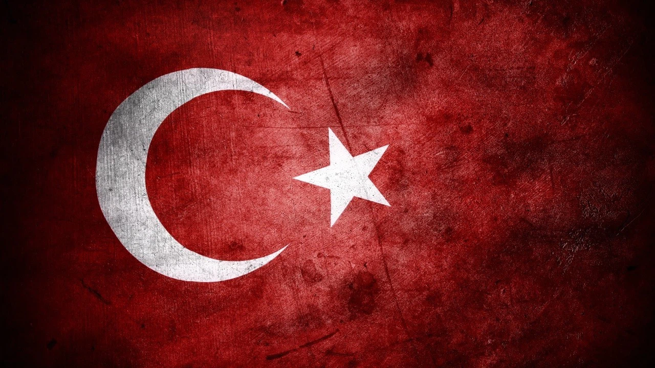 Siyasi partilerin tüm etkinlikleri iptal edildi