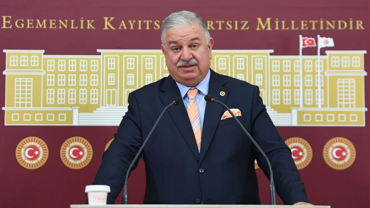 Bekin: “İran ile beraber hareket etmek gerekiyor”