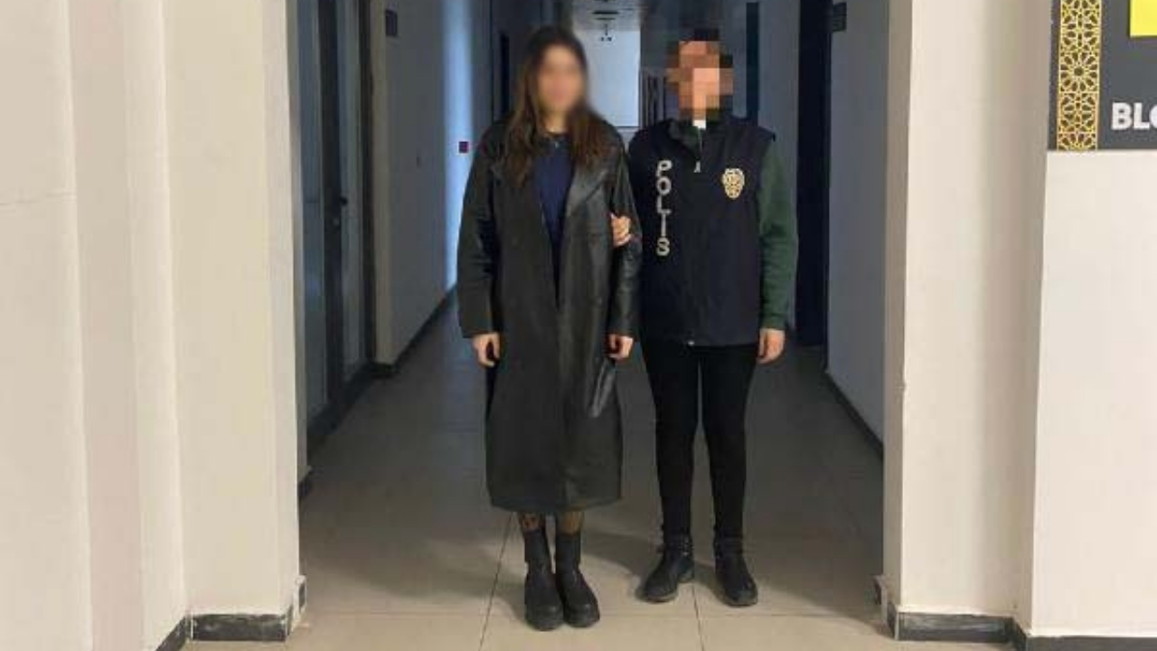 Sosyal medyada müstehcen yayınlar yapan kadın gözaltında!