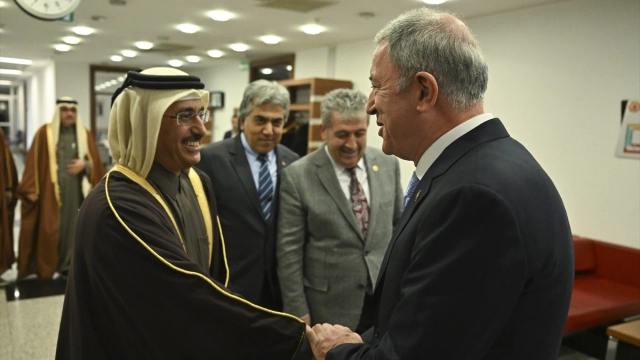 Akar, Katarlı mevkidaşını kabul etti!