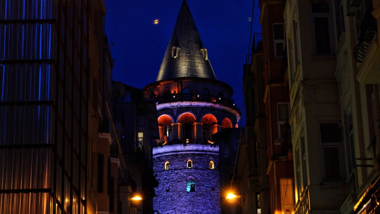 Galata Kulesi 1 ay ziyarete kapalı kalacak