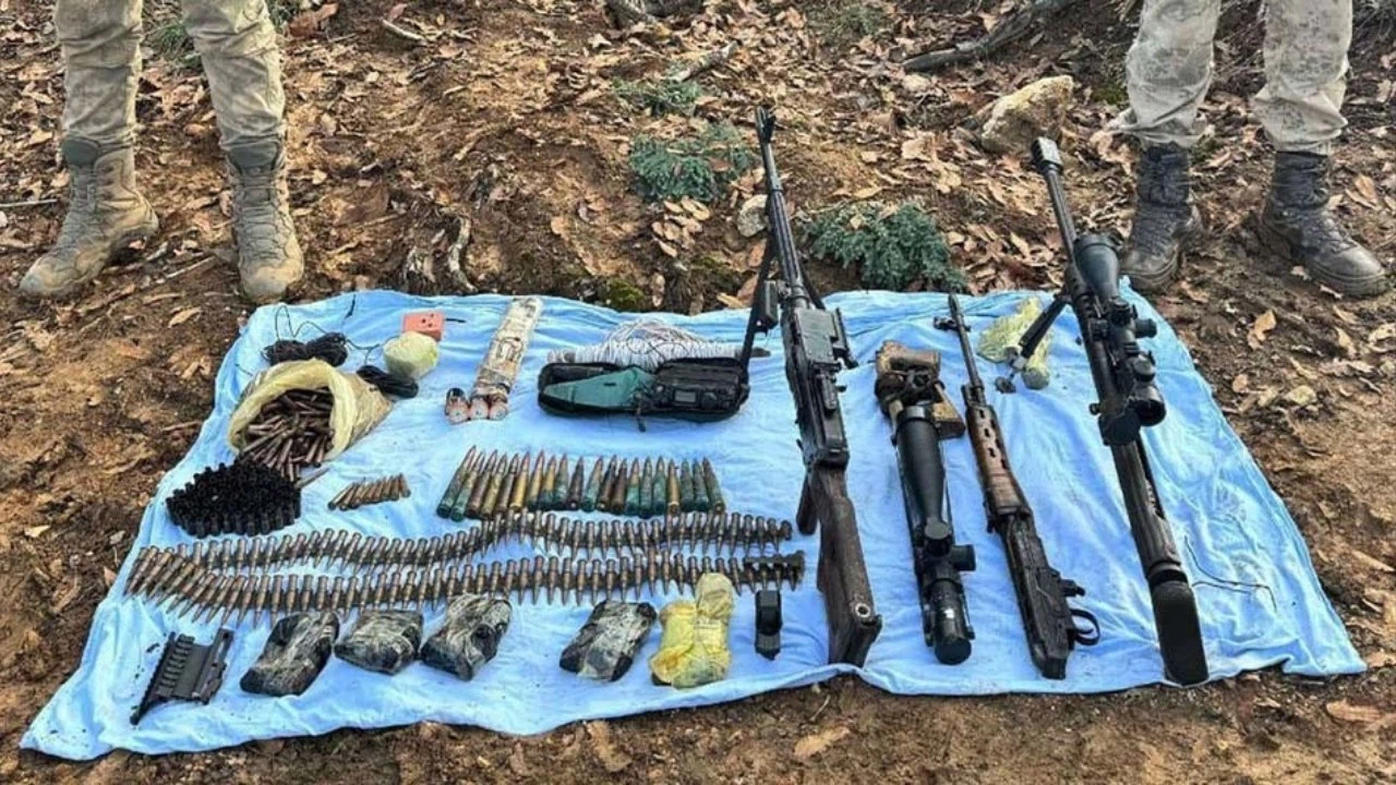Bitlis'te PKK'lılara ait mühimmat ele geçirildi!