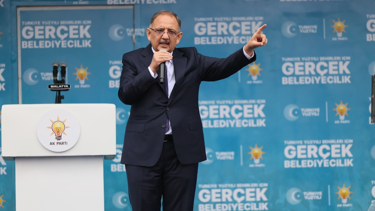 Özhaseki: "110 bin personelle gece gündüz çalışıyoruz"