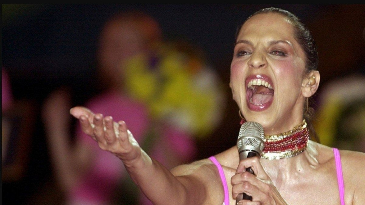 Sertab Erener yeniden Eurovision'da!