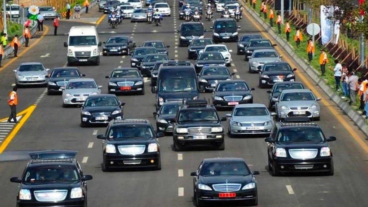 Erdoğan'ın koruma ekibi kaza geçirdi!