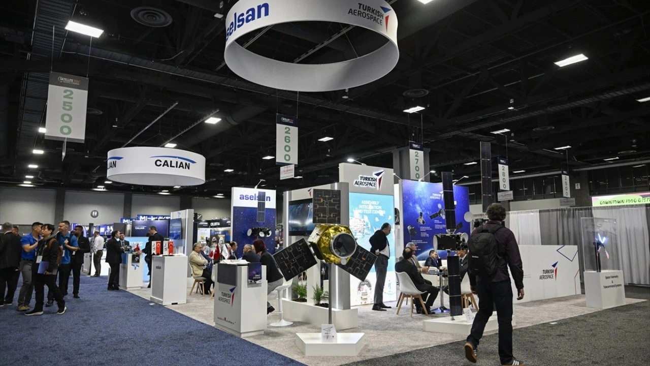 Türk firmaları uydu fuarında boy gösterdi!