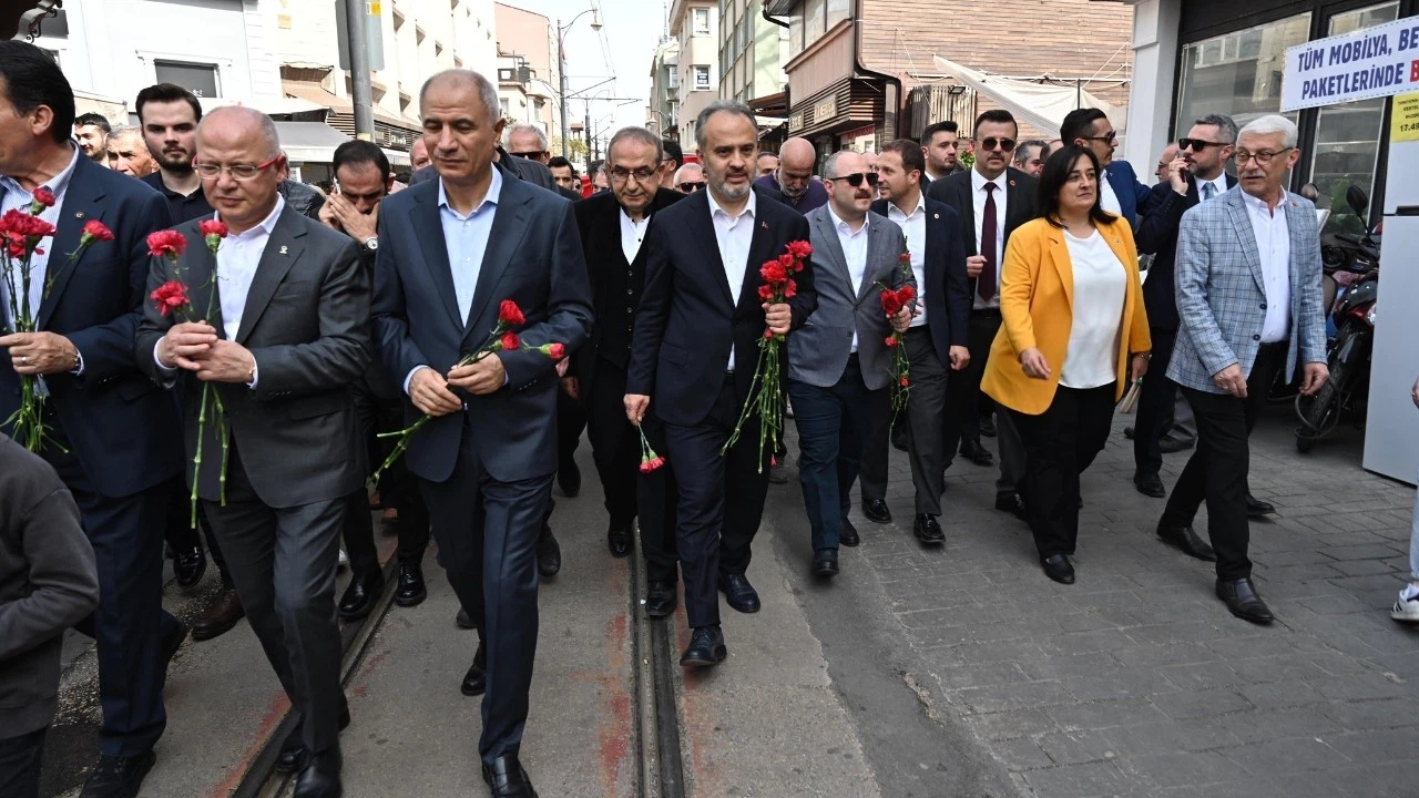 Başkan Aktaş’tan sevgi yürüyüşü!