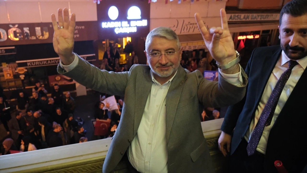 Çorum'da Halil İbrahim Aşgın, yeniden başkan seçildi!