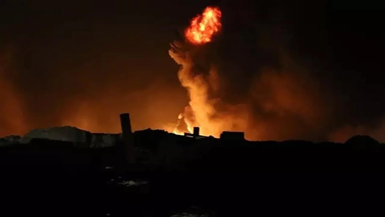 Irak'taki askeri üsse hava saldırısı düzenlendi