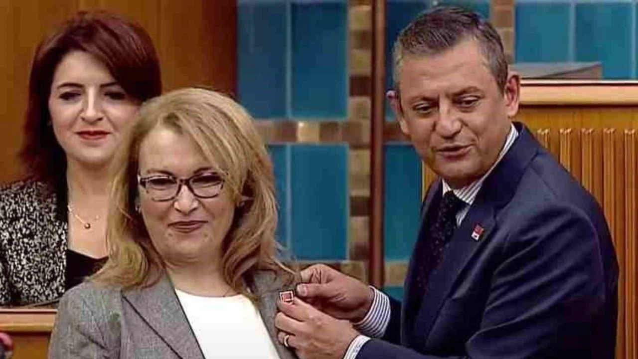 Akşener 'partiden ayrılacak son kişi' demişti! CHP'ye katıldı