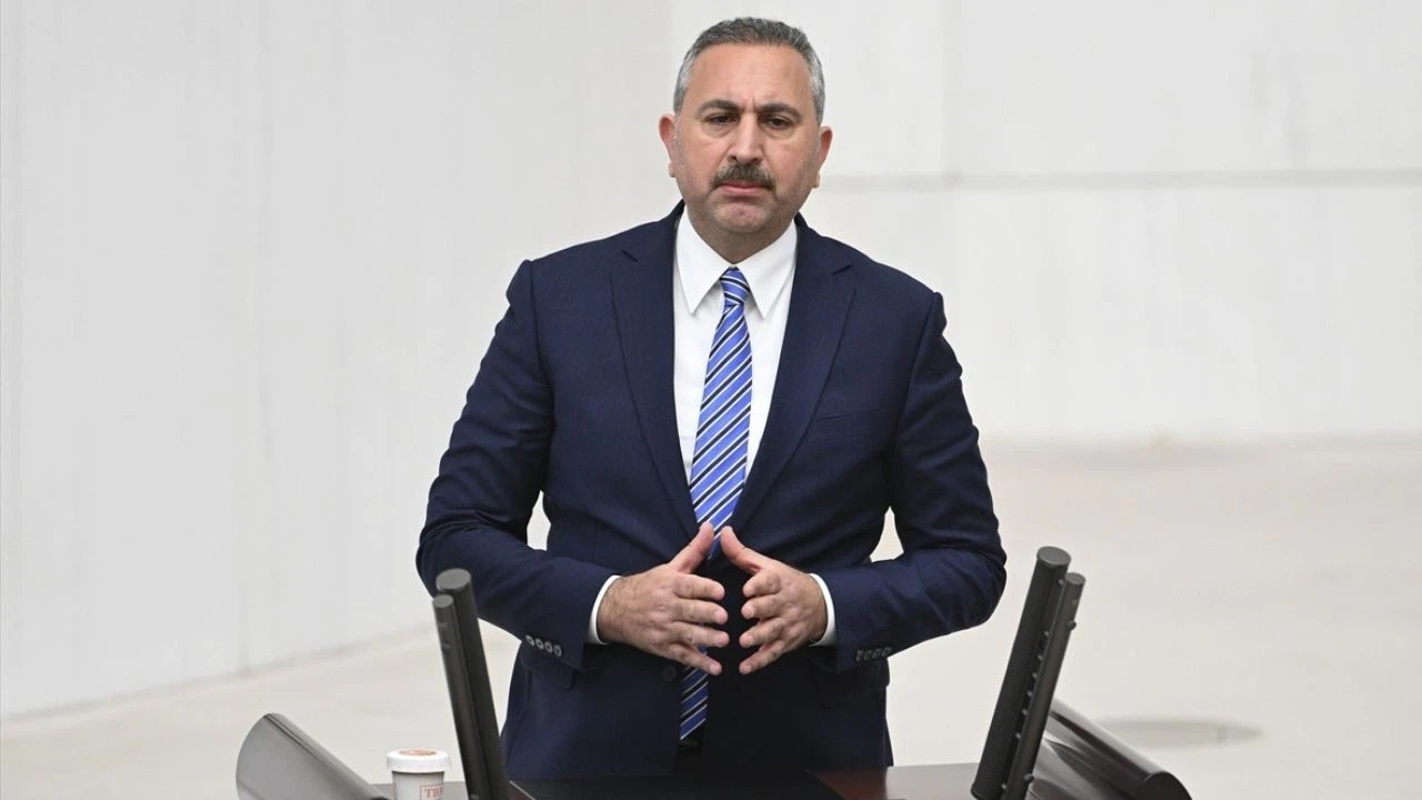 Abdulhamit Gül'den polislere yönelik saldırıya kınama!