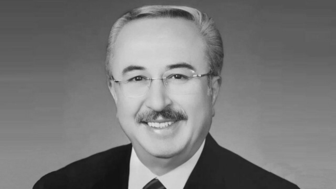 Eski bakan Mehmet Kocabatmaz hayatını kaybetti