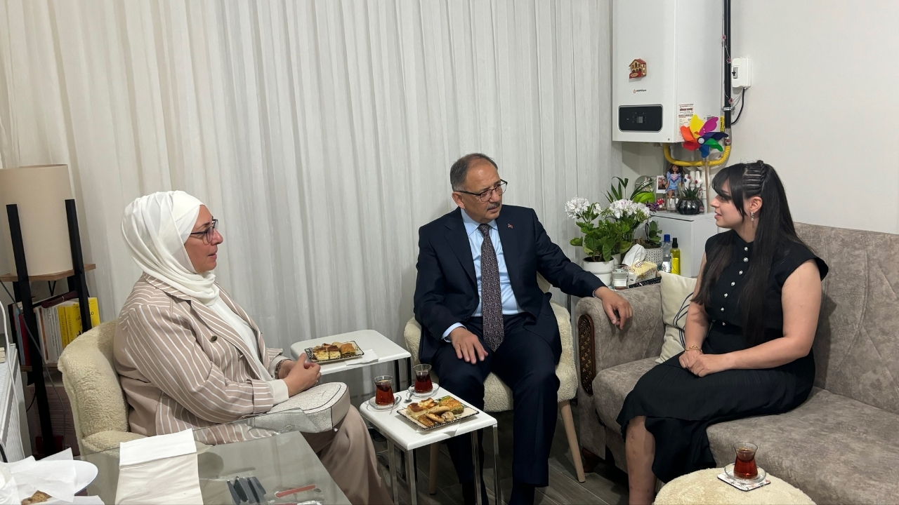 Bakan Mehmet Özhaseki'den sürpriz ziyaret!