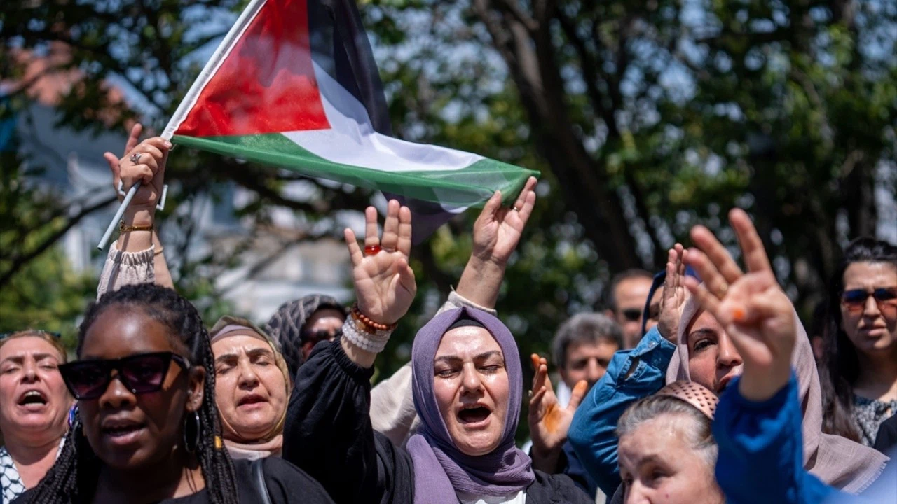 AK Parti İnsan Hakları Başkanlığı, İsrail'in protesto etti!