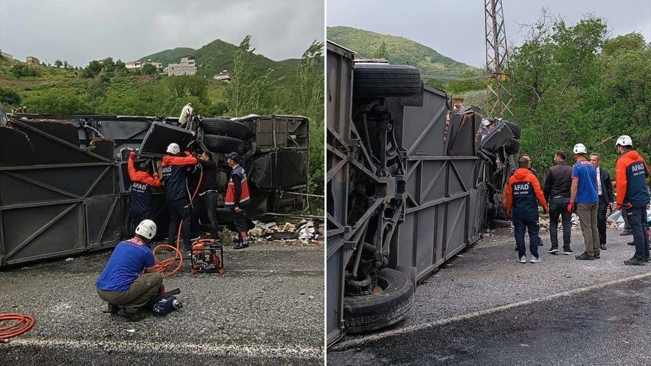 Yolcu otobüsü ile tır çarpıştı! 2 ölü, 30 yaralı