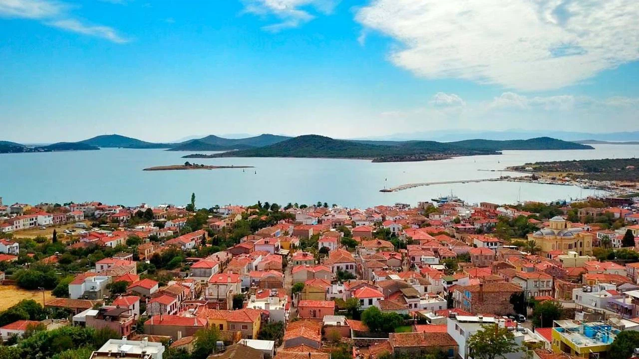 Ayvalık'ın nüfusu bayramda 1 milyona yaklaştı