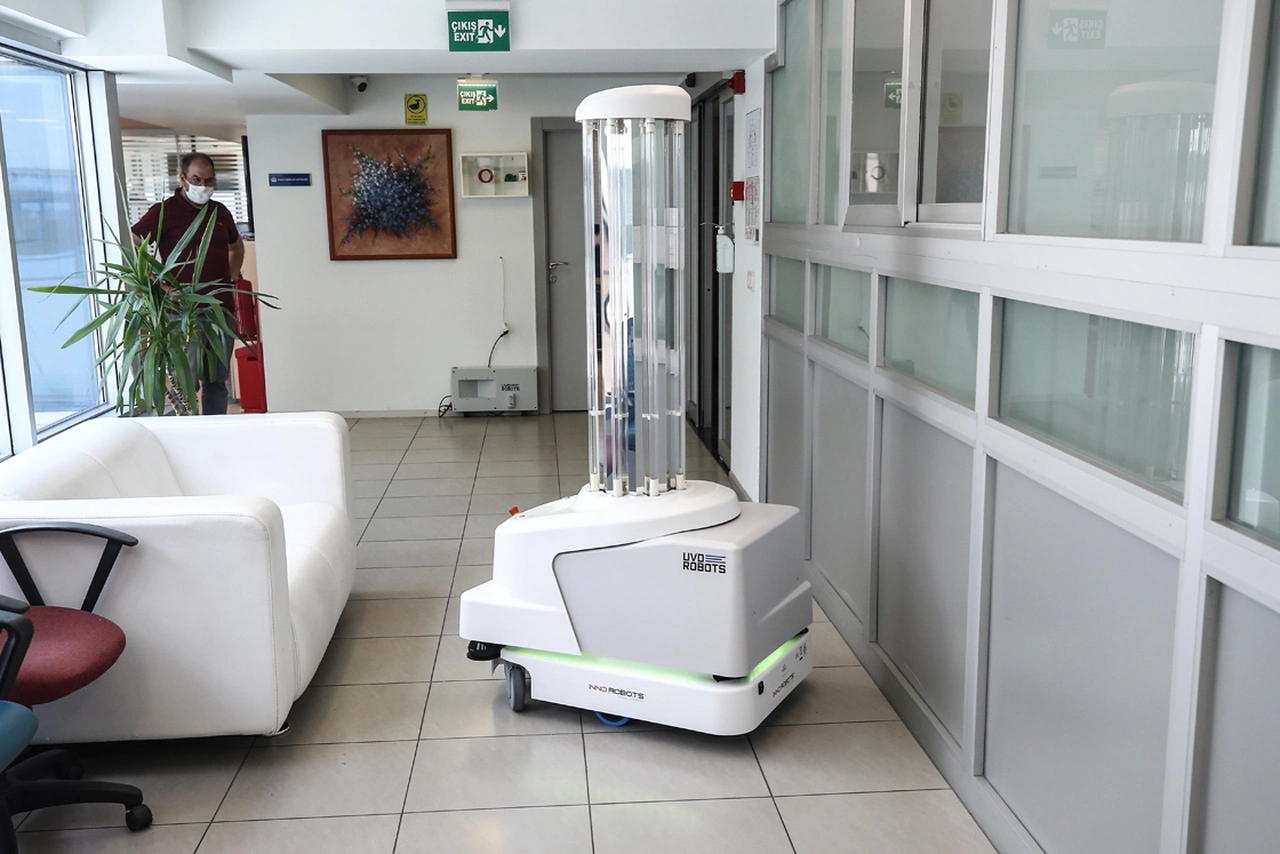 Türkiye’nin virüslerle mücadelesinde robotlu dönem başlıyor