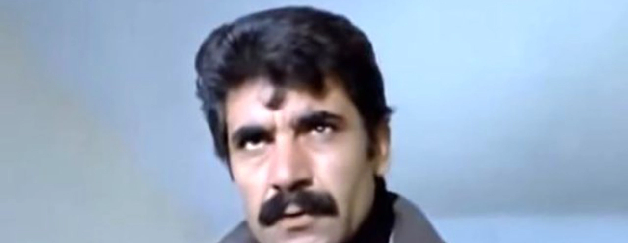 Emektar oyuncu semt pazarında!