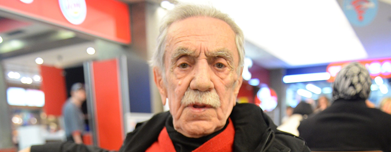 Aydemir Akbaş kalacak yer arıyor