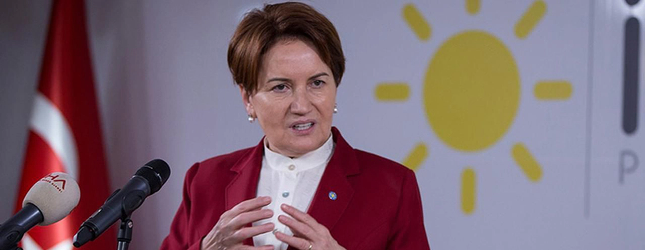Akşener skandal isme kürsüyü bıraktı