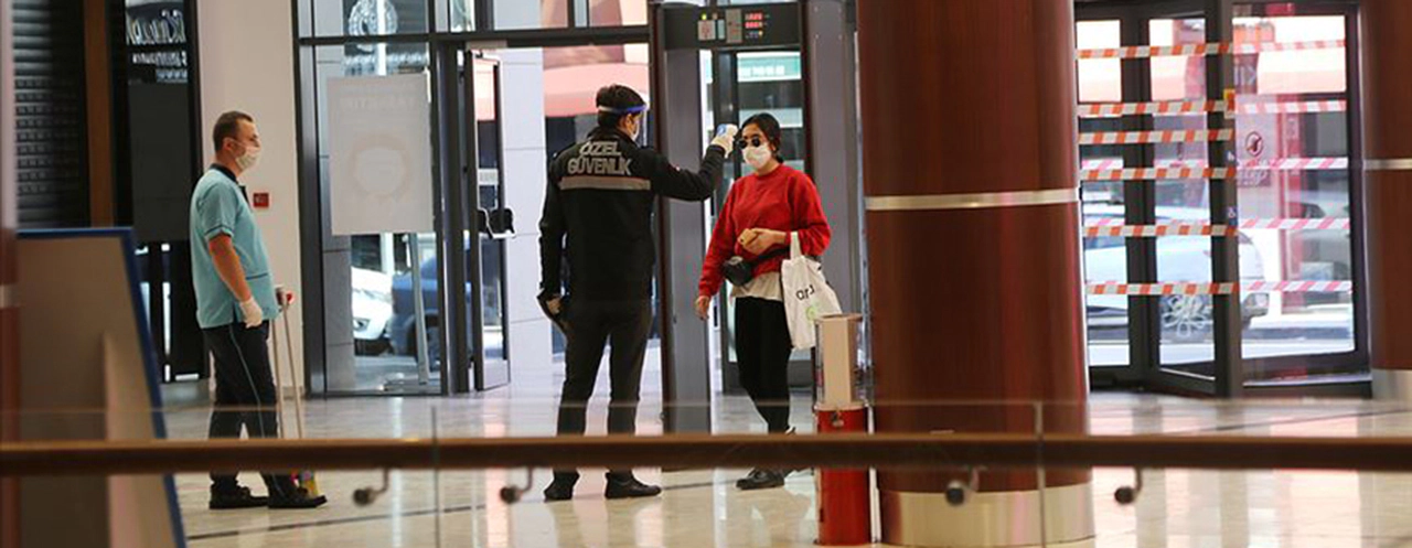 Alışveriş merkezleri tıklık tıklım