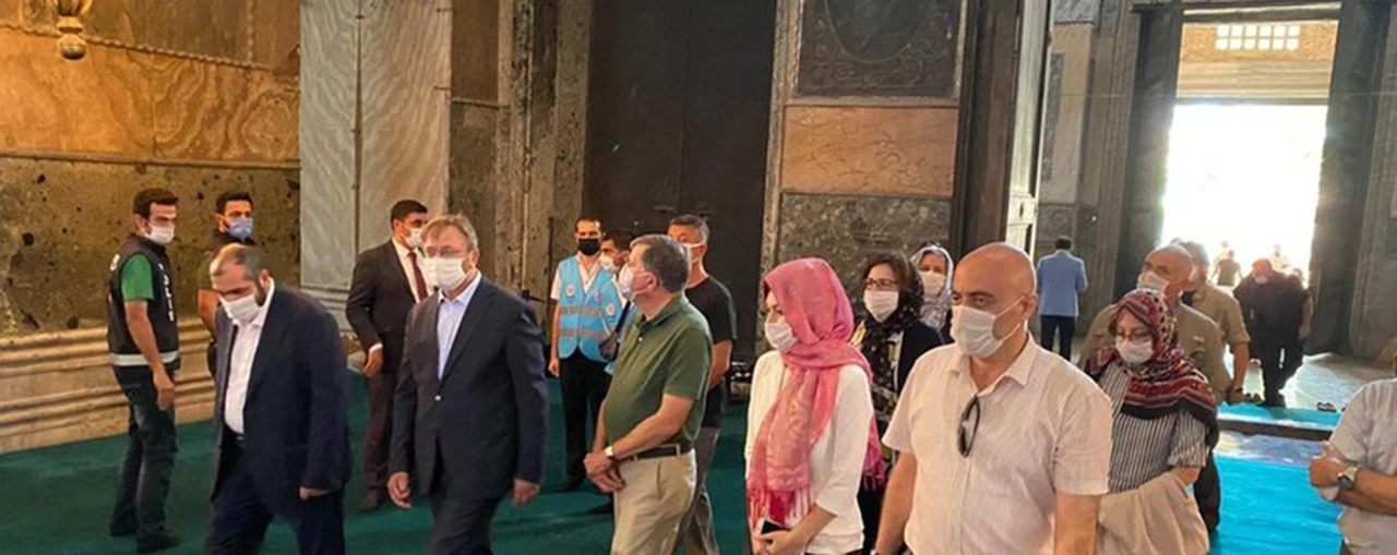 ABD Büyükelçisi Ayasofya Camii’nde!
