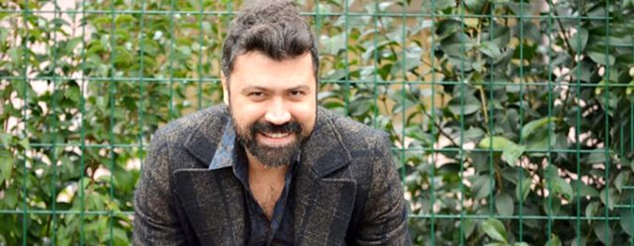 Televizyonda ahkam kesmiş