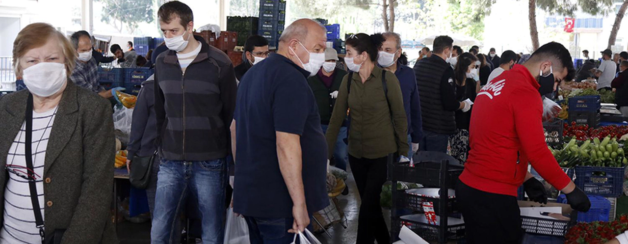 Bilim Kurulu Üyesi Özlü: Herkes dikkat ederse 15-20 günde salgın durur