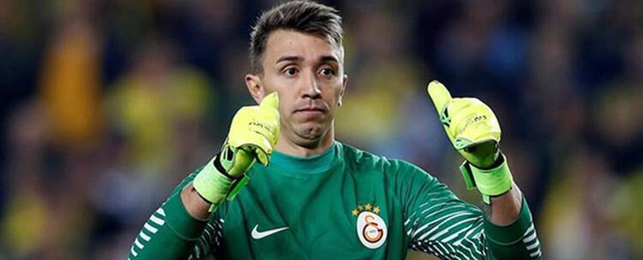Muslera yerine sürpriz isim!