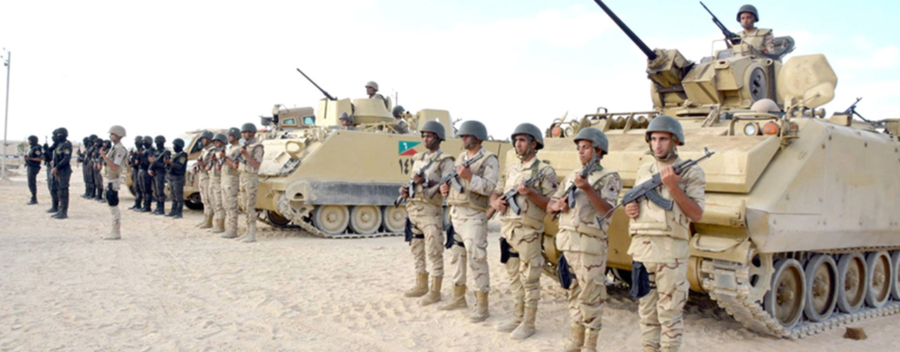 Darbeci Sisi ateşle oynuyor!