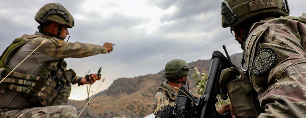 3 terörist etkisiz hale getirildi!