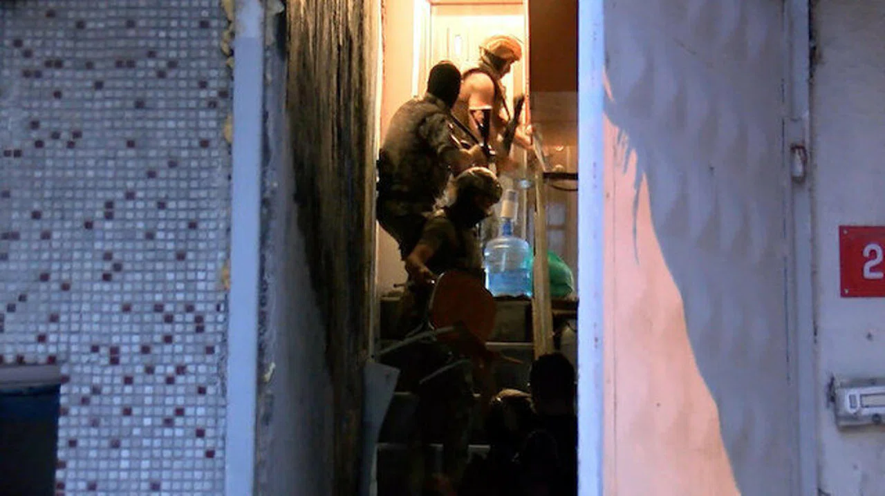 İstanbul'da Şafak Operasyonu!