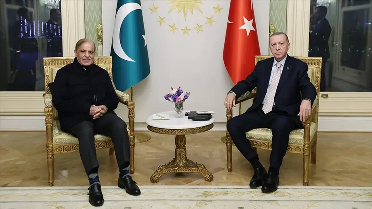 Cumhurbaşkanı Erdoğan, Pakistan Başbakanı Şahbaz Şerif ile telefonda görüştü