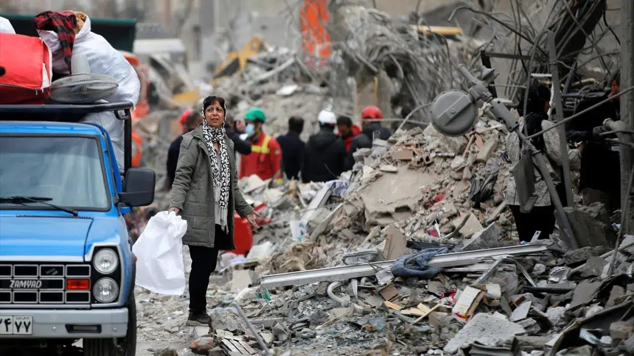 İran Kızılayı: “ABD-İsrail saldırılarında hasar gören sivil hedef sayısı 110 bini geçti”