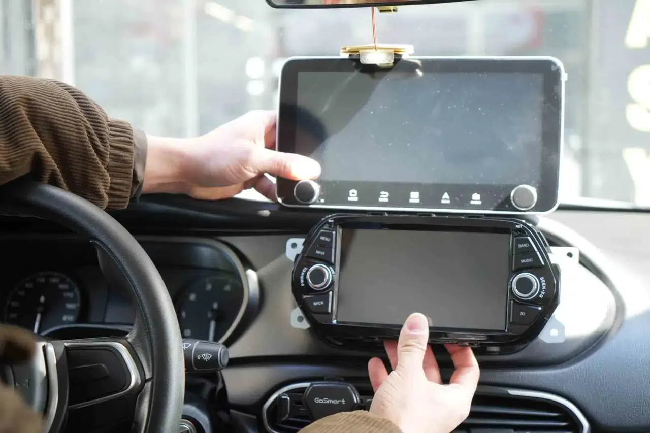 APP plakadan sonra multimedya ekranlarına da ceza geliyor