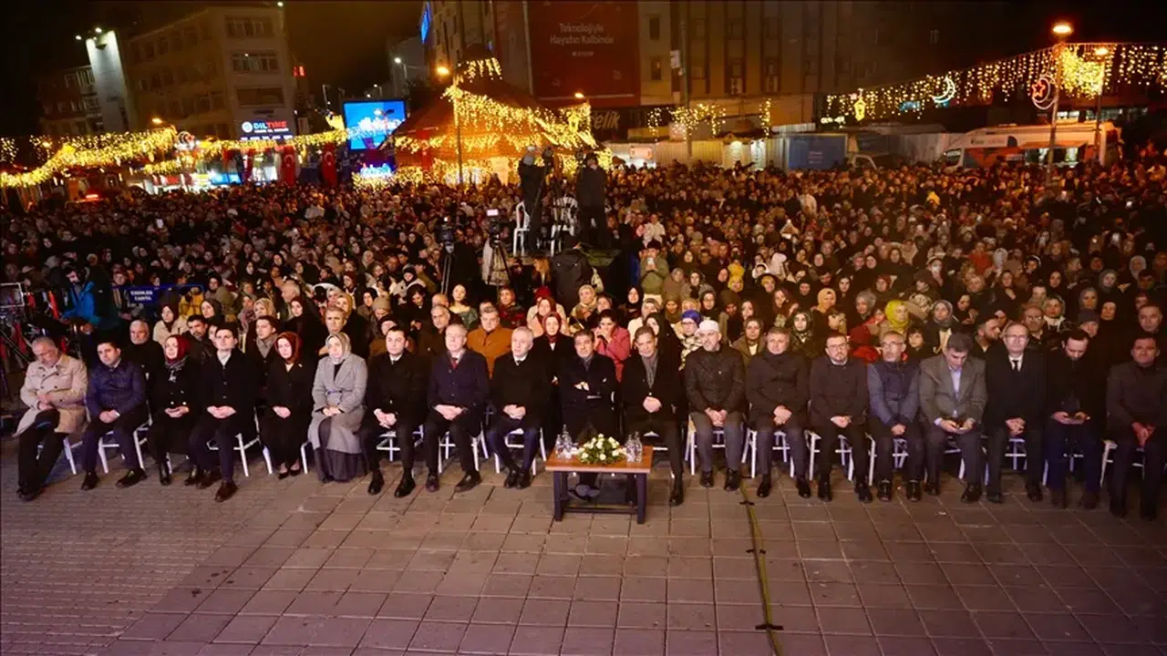 Esenler’de “10 bin hatim, 100 bin dua” programı gerçekleştirildi
