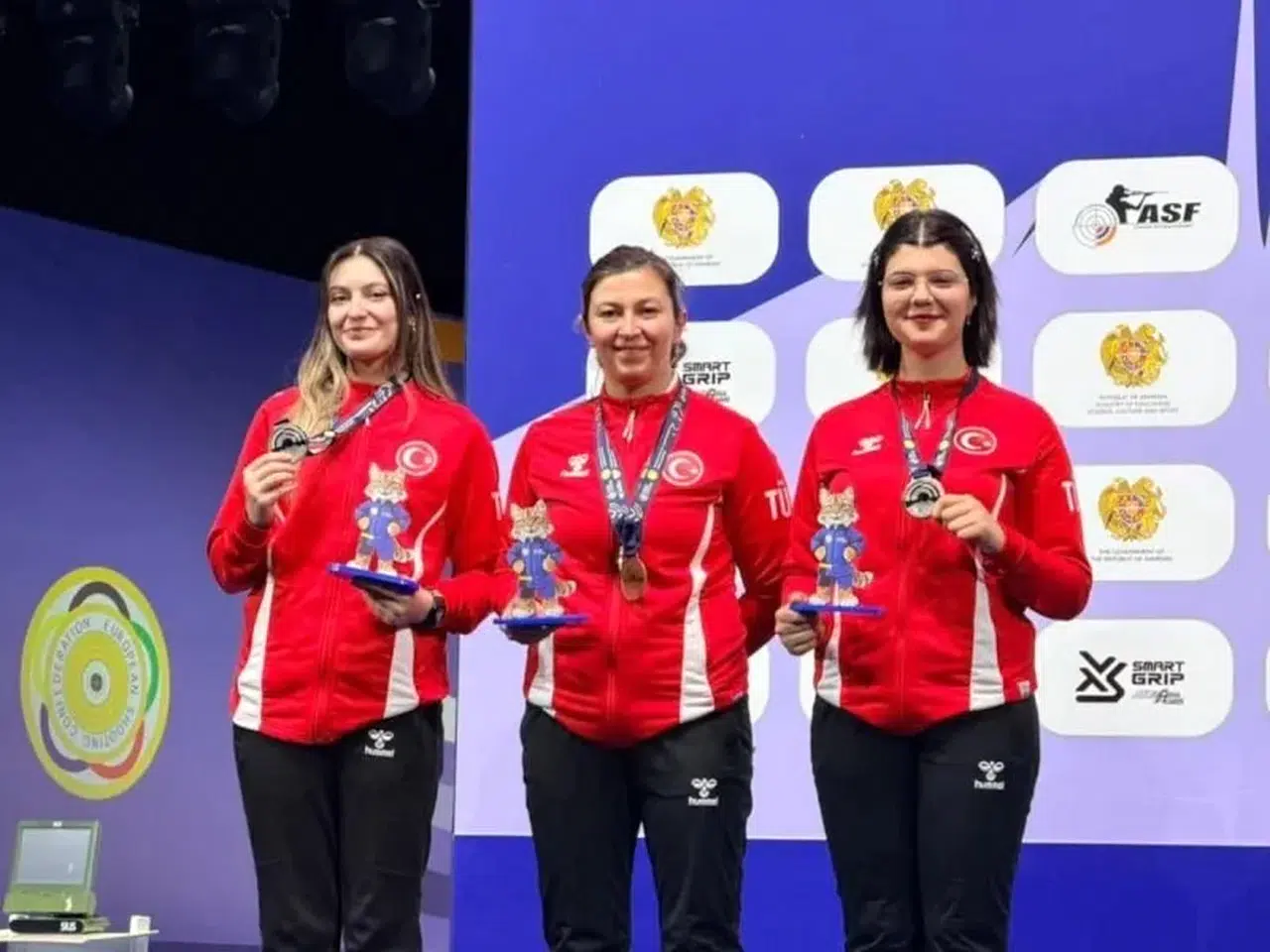 Milli atıcı Elif Duygu Eren Kotoş, Avrupa’da bronz madalya elde etti