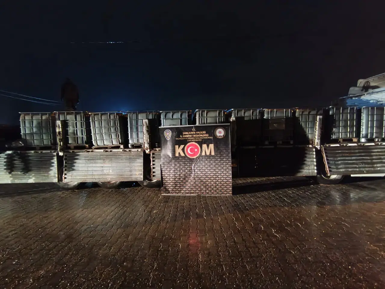 Şanlıurfa'da 21 bin litre kaçak akaryakıt ele geçirildi