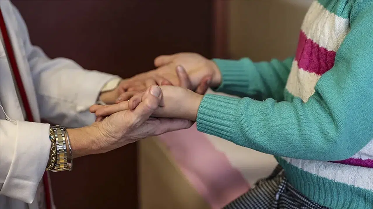 Dr. Öğr. Üyesi Zahiroğlu: “Romatolojik hastalıklarda geç kalınan tedavi, öz bakım becerilerinin kaybına yol açabilir”