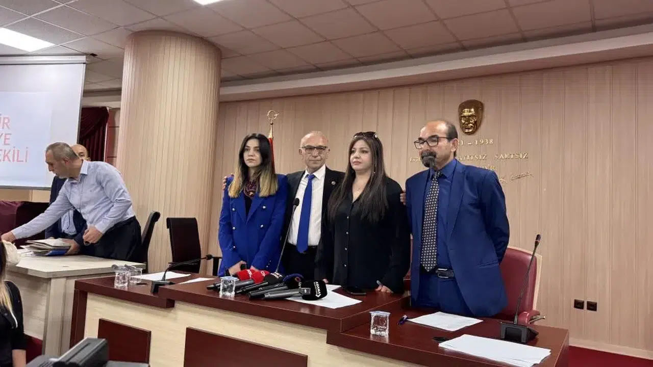 Yüreğir Belediyesinde başkanvekili Cafer Boyraz seçildi