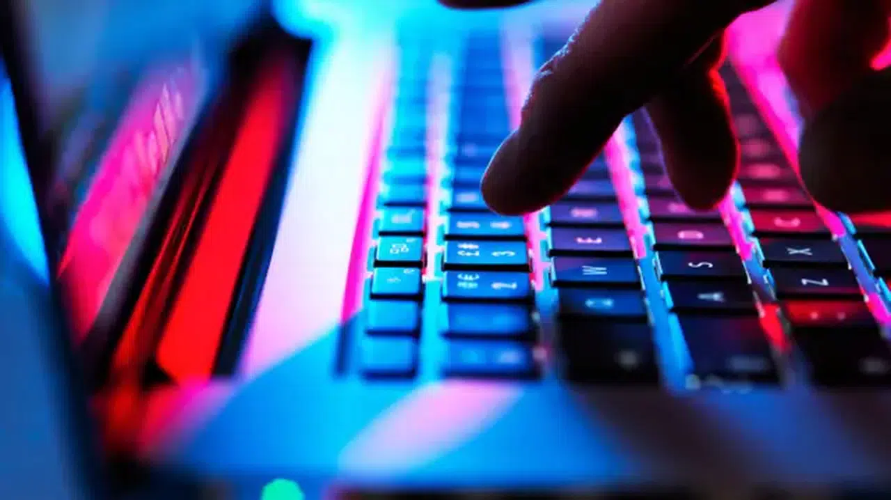 Yasa dışı bahis operasyonu: 3 ilde 11 gözaltı