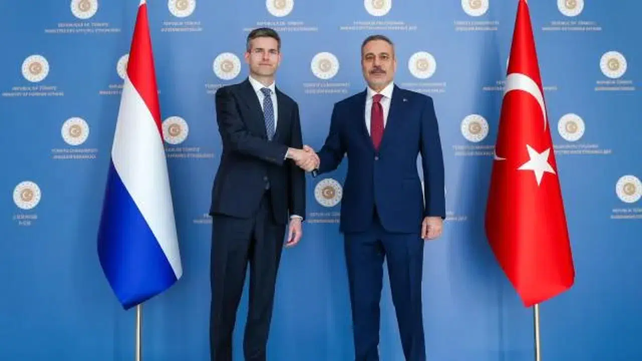 Bakan Fidan, Hollandalı mevkidaşı Berendsen ile görüştü