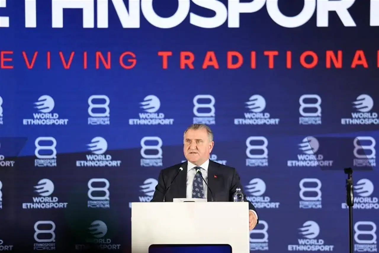 Gençlik ve Spor Bakanı Bakan Bak, 8. Dünya Etnospor Forumunda temaslarda bulundu