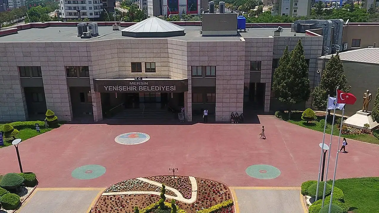 Mersin’de rüşvet operasyonu: 12 tutuklama