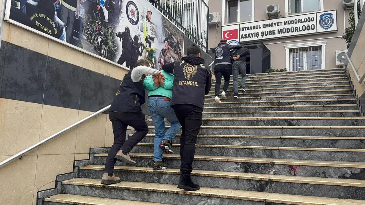 İstanbul’da “haraç” operasyonu: 5 ilçede 17 şüpheli yakalandı