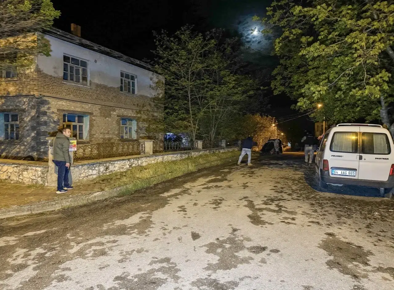 Uşak’ta polis ekibine silahlı saldırı: 2 yaralı