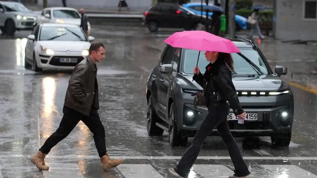 Meteoroloji’den çok sayıda il için kuvvetli sağanak uyarısı