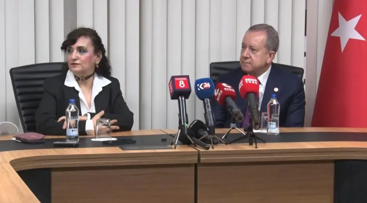 Milliyetçi Hareket Partisi heyeti Kurban Bayramı dolayısıyla DEM Parti'yi ziyaret etti