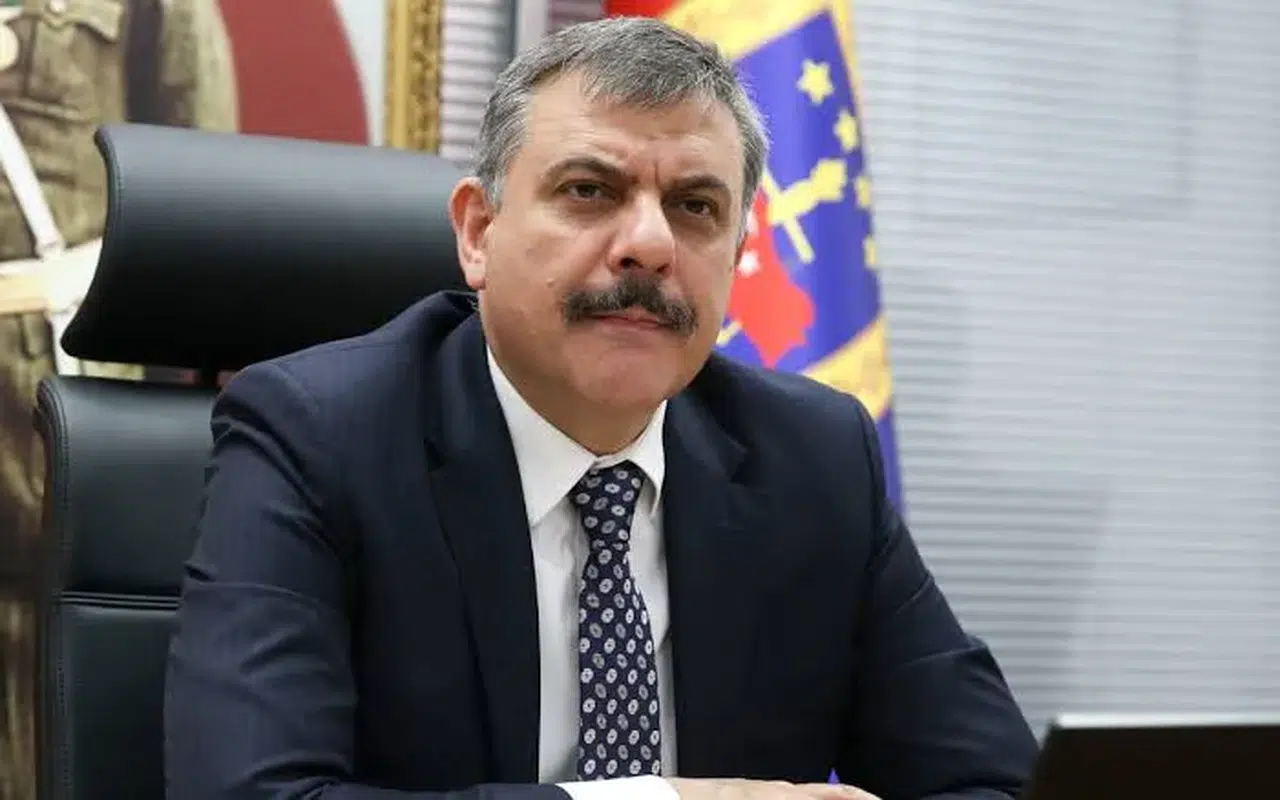 Bakan Çiftçi’den tatil dönüşü yola çıkan sürücülere uyarı: “Her iki saatte bir mola verin”