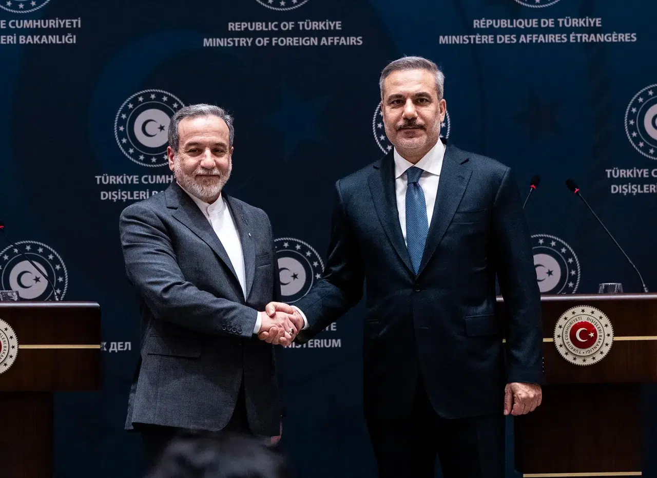 Bakan Fidan, İranlı mevkidaşı Arakçi ile görüştü